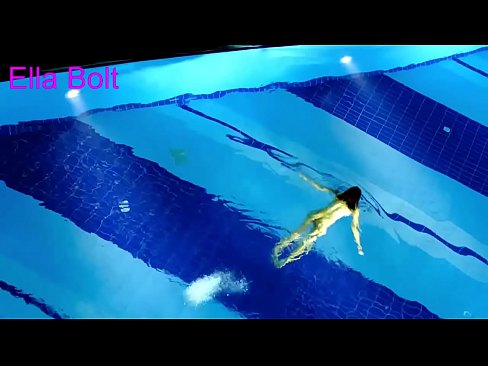 ❤️ నేను చూడటం ఆపలేను, ELLA BOLT రిసార్ట్ పూల్లో నగ్నంగా ఈత కొడుతూ దొరికిన యువ అందగత్తె ❌ క్వాలిటీ పోర్న్ మా వద్ద